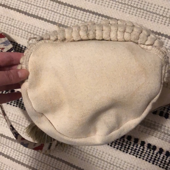 Purse w/ Beautiful Aztec strap - Picture 5 of 6